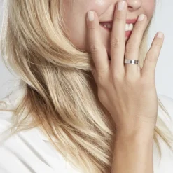 New Histoire d'Or Alliance Cheryn Ruban Plat Argent Blanc