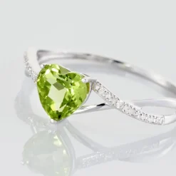 New Histoire d'Or Bague Clothilde Or Blanc Peridot Et Oxyde or blanc péridot vert