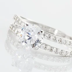 Clearance Histoire d'Or Bague Solitaire Cesarine De Zirconium or blanc oxyde