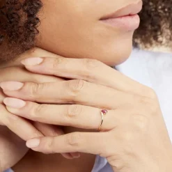 Histoire d'Or Bague Solitaire Goutte or jaune rubis