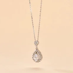 Hot Histoire d'Or Collier Or Blanc Uxellus Oxyde De Zirconium