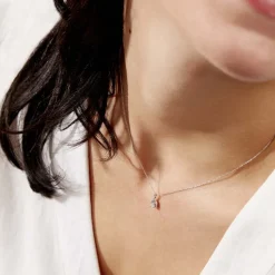 New Histoire d'Or Collier Vrille Accompagnee or blanc diamant