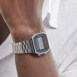 Sale CASIO COLLECTION Montre Vintage 2 Tons cadran argenté fond noir bracelet acier argenté