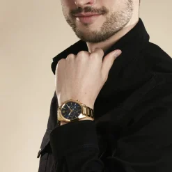 FESTINA Montre Timeless Chronograph Bleu cadran doré fond bleu bracelet acier doré