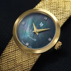 Discount LIP Montre Henriette Diamant Nacre Noire cadran doré fond nacre noire bracelet acier doré