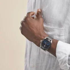 Best MASERATI Montre Traguardo Noir cadran argenté fond noir bracelet acier gris