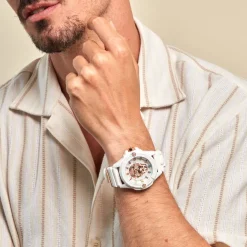 Hot PHILIPP PLEIN Montre The Skull Ecoceramic Blanc cadran blanc fond blanc bracelet silicone blanc